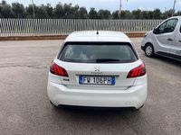 Usata Peugeot 308 Business-Line 102 CV (75 kW) 2019 Bianco Berlina