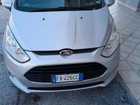 Begagnad Ford B-MAX 90 HK (66 kW) 2015 Minibuss