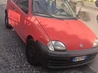 Usata Fiat 600 54 CV (39 kW) 2007 Rosso Utilitaria