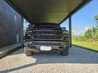 Usata RAM 1500 401 CV (294 kW) 2022 Nero Pick-up