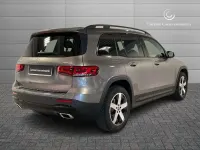 Usata Mercedes GLB200 150 CV (110 kW) 2020 Grigio montagna SUV