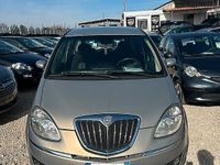 Usata Lancia Musa 90 CV (66 kW) 2009 Oro Monovolume