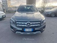 Usata Mercedes GLB200 Business 150 CV (110 kW) 2021 Grigio SUV