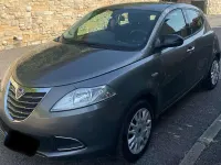 Usata Lancia Ypsilon Gold 69 CV (50 kW) 2013 Grigio Utilitaria