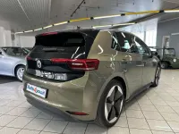 Usata VW ID.3 Pro 69 kW (95 CV) 2023 Verde Utilitaria