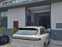 Usata Leapmotor C10 80 kW (109 CV) 2025 Grigio SUV
