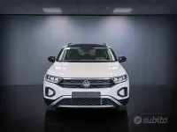 Usata VW T-Roc Life 110 CV (80 kW) 2022 Grigio SUV