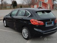 Usata BMW 216 Active Tourer Luxury Line 116 CV (85 kW) 2017 Nero Monovolume