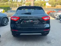 Usata Maserati Levante GranLusso 430 CV (316 kW) 2017 Bluazzurro SUV