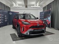 Usata Toyota Yaris Hybrid 92 CV (67 kW) 2021 Rosso Station wagon