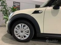 Usata Mini ONE 98 CV (72 kW) 2011 Beige Utilitaria