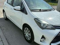 Usata Toyota Yaris Cool 69 CV (50 kW) 2015 Utilitaria