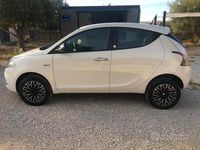Usata Lancia Ypsilon Platinum 70 CV (51 kW) 2020 Bianco Utilitaria