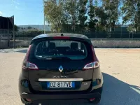 Usata Renault Scenic E-Tech XMOD 110 CV (80 kW) 2010 Nero Monovolume