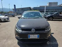 Usata VW Polo Trendline 75 CV (55 kW) 2016 Grigio Berlina