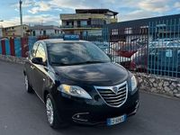 Usata Lancia Ypsilon 69 CV (50 kW) 2015 Nero Utilitaria