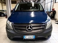 Usata Mercedes Vito 114 CV (83 kW) 2015 Blu/azzurro Furgone