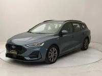 Begagnad Ford Focus ST-Line 125 HK (91 kW) 2023 Blå Kombi