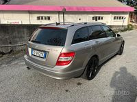Usata Mercedes C220 Avantgarde 170 CV (125 kW) 2009 Grigio Station wagon