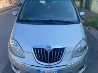 Usata Lancia Musa 90 CV (66 kW) 2009 Grigio Monovolume