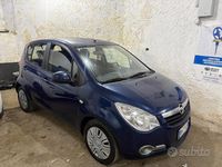 Usata Opel Agila 65 CV (47 kW) 2009 Blu Utilitaria