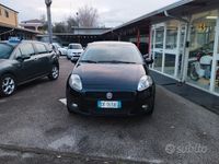 Usata Fiat Grande Punto Active 65 CV (47 kW) 2007 Nero Utilitaria