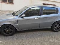 Usata Alfa Romeo 147 115 CV (84 kW) 2002 Utilitaria