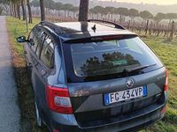 Usado Skoda Octavia G-TEC Executive 110 CV (80 kW) 2016 Gris Familiar