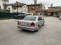 Usata Mercedes C200 193 CV (141 kW) 1998 Grigio Berlina