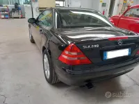 Usata Mercedes SLK230 193 CV (141 kW) 1999 Nero Cabrio