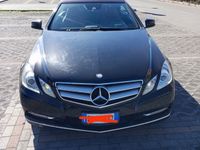 Usata Mercedes E200 2011 Nero Cabrio