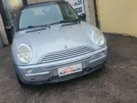 Usata Mini Cooper 116 CV (85 kW) 2003 Argento metallizzato Utilitaria