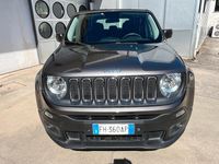Usata Jeep Renegade Sport 140 CV (102 kW) 2017 Grigio SUV