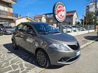 Usata Lancia Ypsilon Gold 69 CV (50 kW) 2023 Grigio Utilitaria