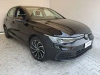 Usata VW Golf VIII Life 110 CV (80 kW) 2023 Nero Berlina