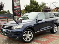 Begagnad VW Touareg Executive 245 HK (180 kW) 2014 Blå SUV