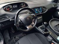 Usata Peugeot 308 SW Allure 131 CV (96 kW) 2022 Station wagon