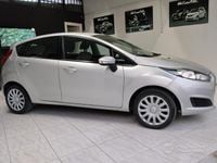 Usata Ford Fiesta 80 CV (58 kW) 2013 Grigio Utilitaria