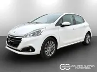 Usata Peugeot 208 Active 82 CV (60 kW) 2018 Bianco Utilitaria