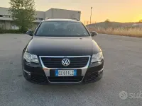 Usata VW Passat 105 CV (77 kW) 2010 Nero metallizzato Station wagon