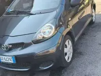 Usata Toyota Aygo Connect Style 68 CV (50 kW) 2010 Grigio Utilitaria