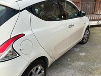 Usata Lancia Ypsilon 2016 Bianco Utilitaria