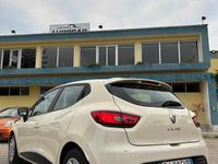 Usata Renault Clio IV Intens 75 CV (55 kW) 2017 Beige Berlina