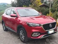 Usata MG HS 162 CV (119 kW) 2023 Rosso SUV