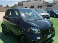 Usata Smart ForTwo Electric Drive Passion 41 kW (56 CV) 2022 Nero Berlina