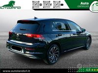 Usata VW Golf VIII Life 200 CV (147 kW) 2022 Nero metallizzato Berlina