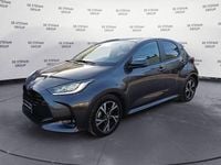 Usata Toyota Yaris Hybrid Lounge 131 CV (96 kW) 2024 Grigio Utilitaria
