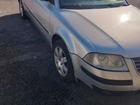 Usata VW Passat 130 CV (95 kW) 2005 Grigio Berlina