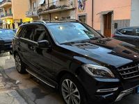 Käytetty Mercedes ML250 Edition 204 HP (150 kW) 2015 Ruskea Katumaasturi