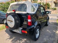 Usata Suzuki Jimny 85 CV (62 kW) 2008 Nero SUV